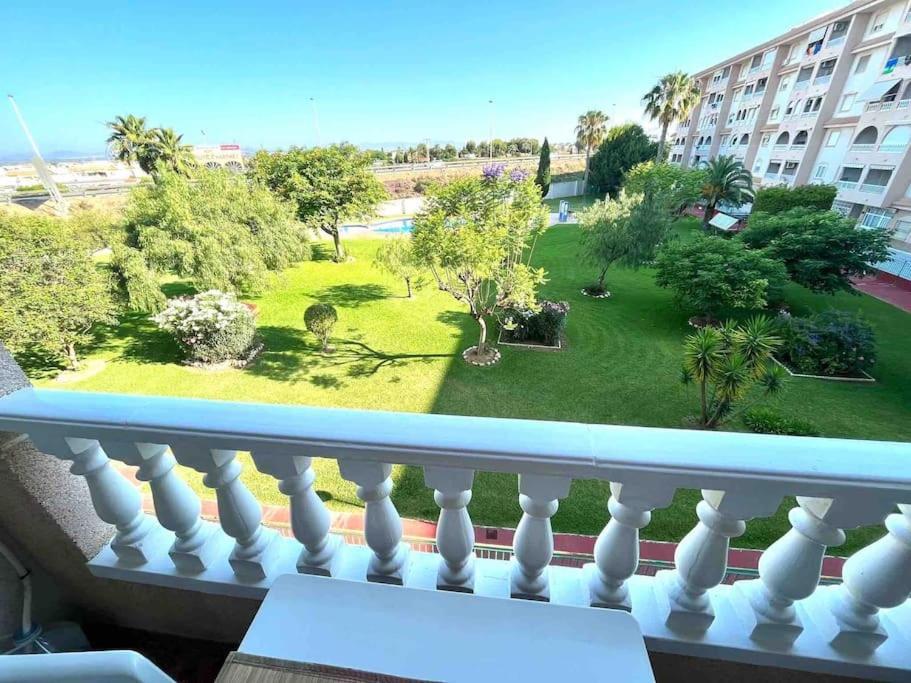 Casa Di Mateo With Garden View And Swimming Pool Lägenhet Torrevieja Exteriör bild